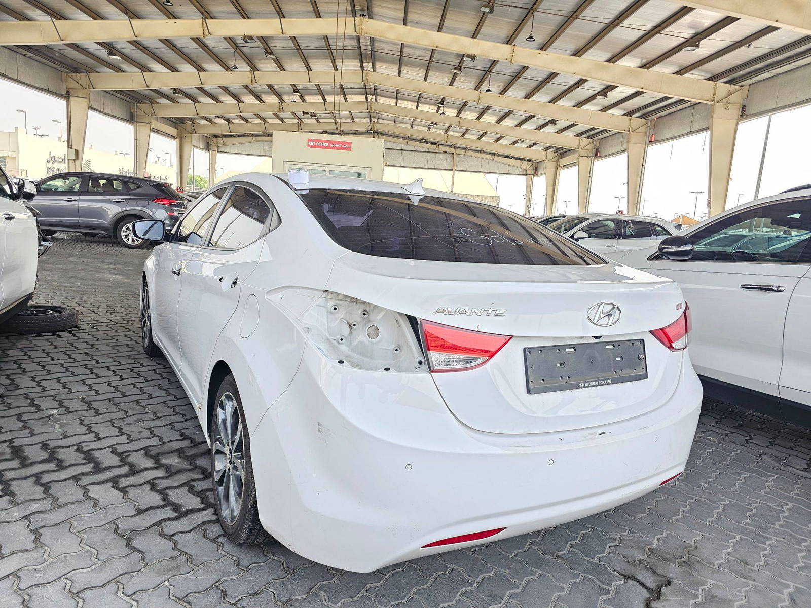 2014 HYUNDAI AVANTE — 151220 KM — Lot 929535 — Souq - Marhaba Auctions Used Cars - Image 3