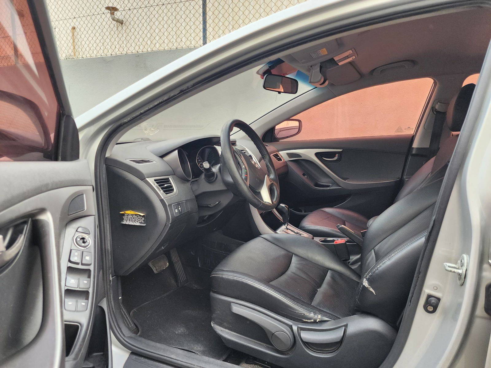 2011 HYUNDAI AVANTE — 127270 KM — Lot 033627 — Al Quoz - Marhaba Auctions Used Cars - Image 10