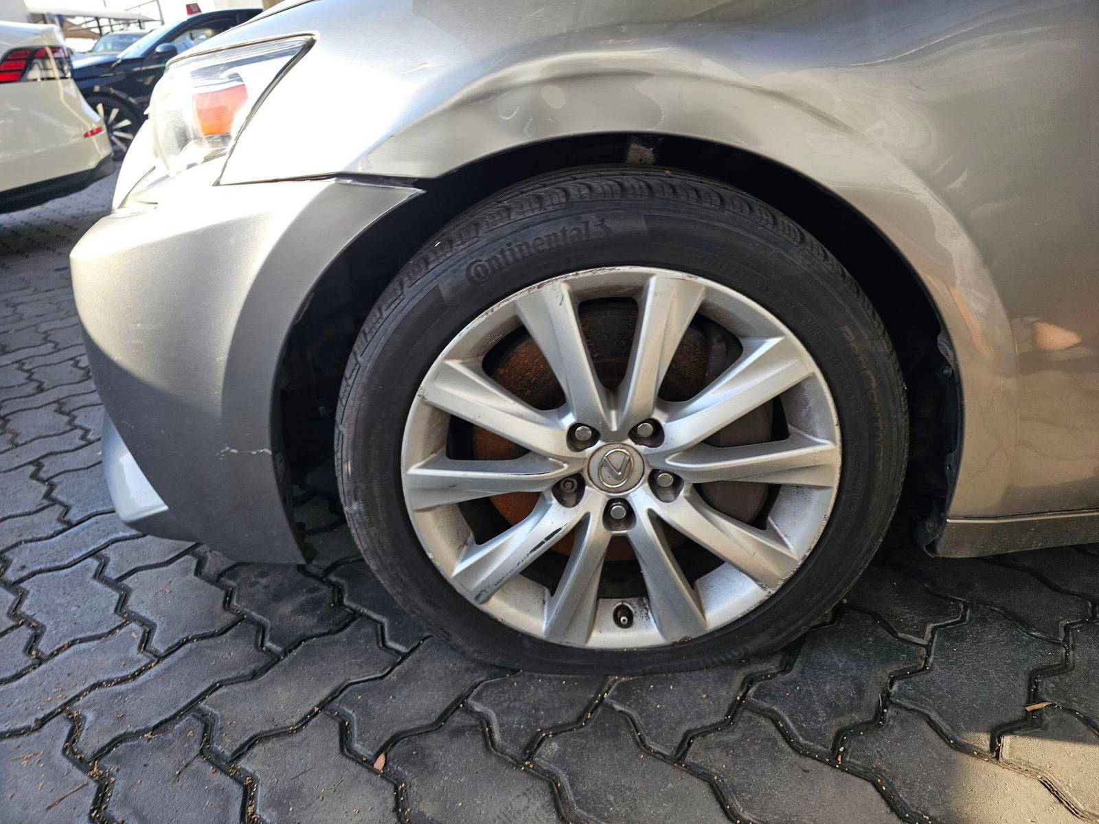 2016 LEXUS IS 200T — 228885 Miles — Lot G5006348 — Souq - Marhaba Auctions Used Cars - Image 9