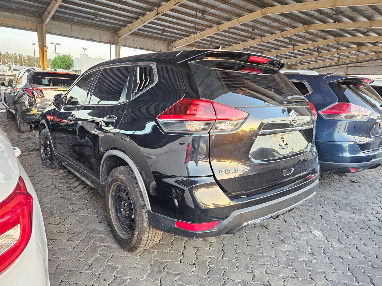 NISSAN ROGUE 2018 - Marhaba Auction Used Cars - Image 5