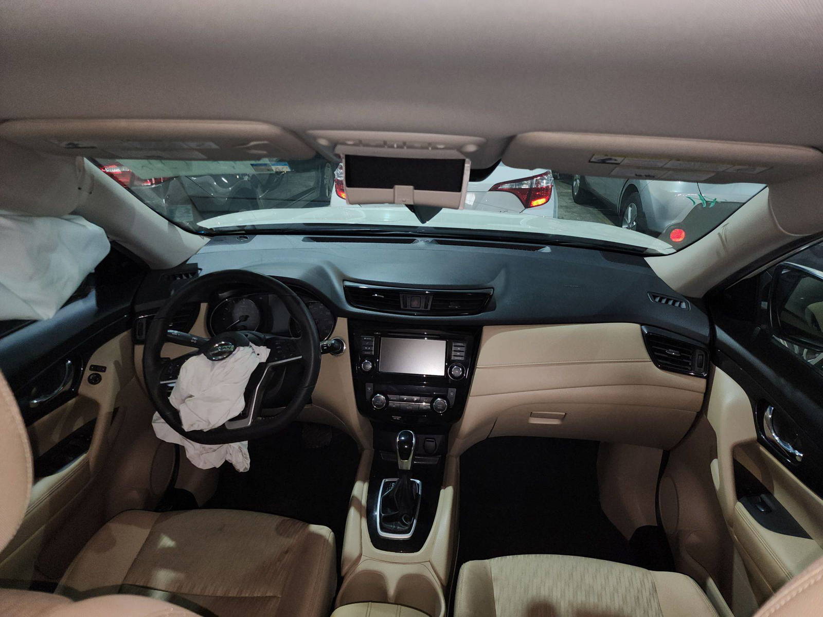 2019 NISSAN ROGUE — 84251 Miles — Lot 39936241 — Al Quoz - Marhaba Auctions Used Cars - Image 8