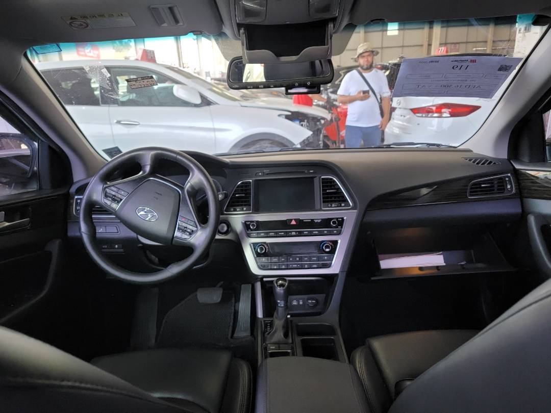 2016 HYUNDAI SONATA — 173440 KM — Lot 203712 — Main - Marhaba Auctions Used Cars - Image 8