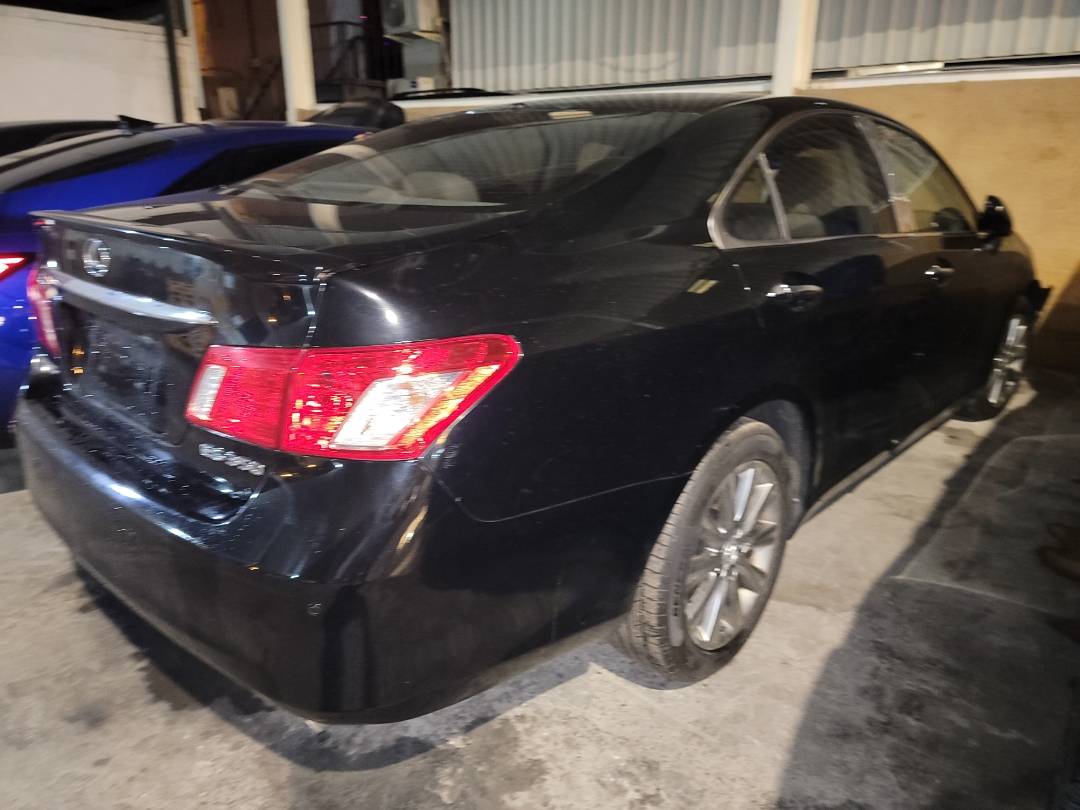 2009 LEXUS ES 350 — 212294 Miles — Lot 37697258 - Marhaba Auctions Used Cars - Image 4