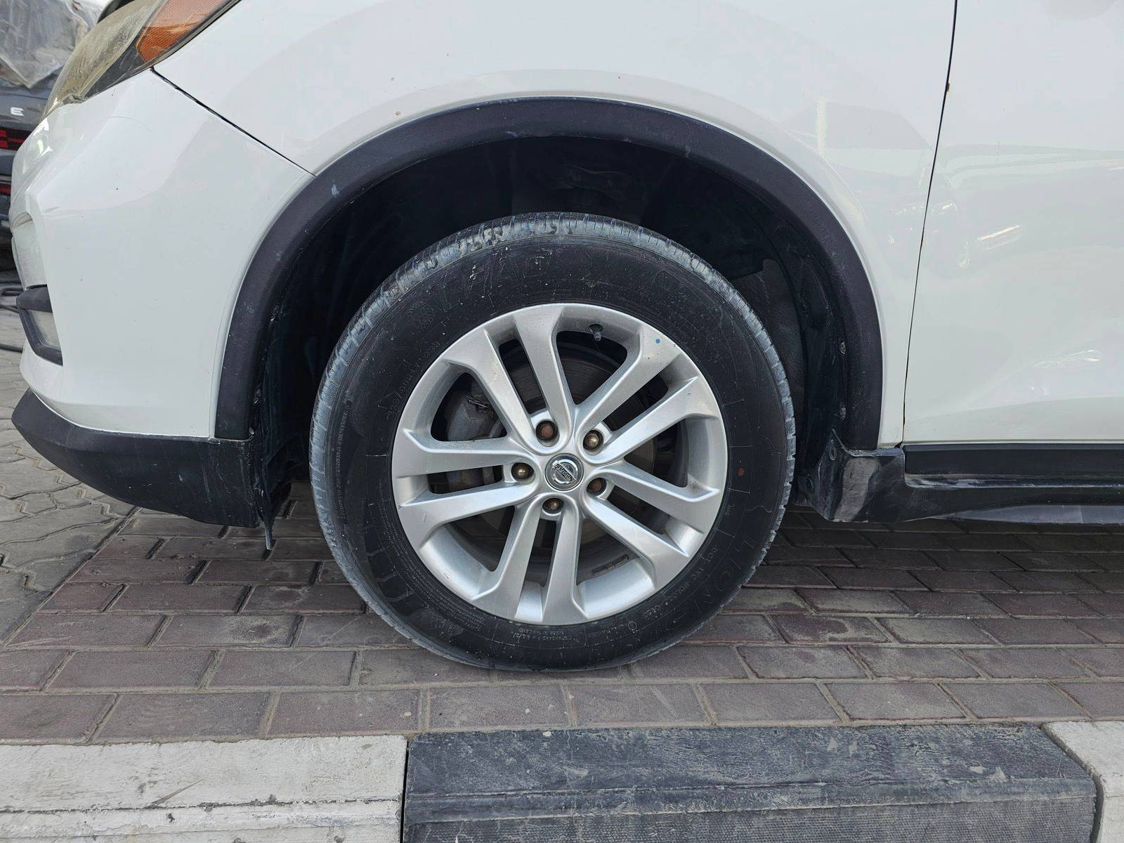 2018 NISSAN ROGUE — 94948 Miles — Lot P53780 — Souq - Marhaba Auctions Used Cars - Image 10
