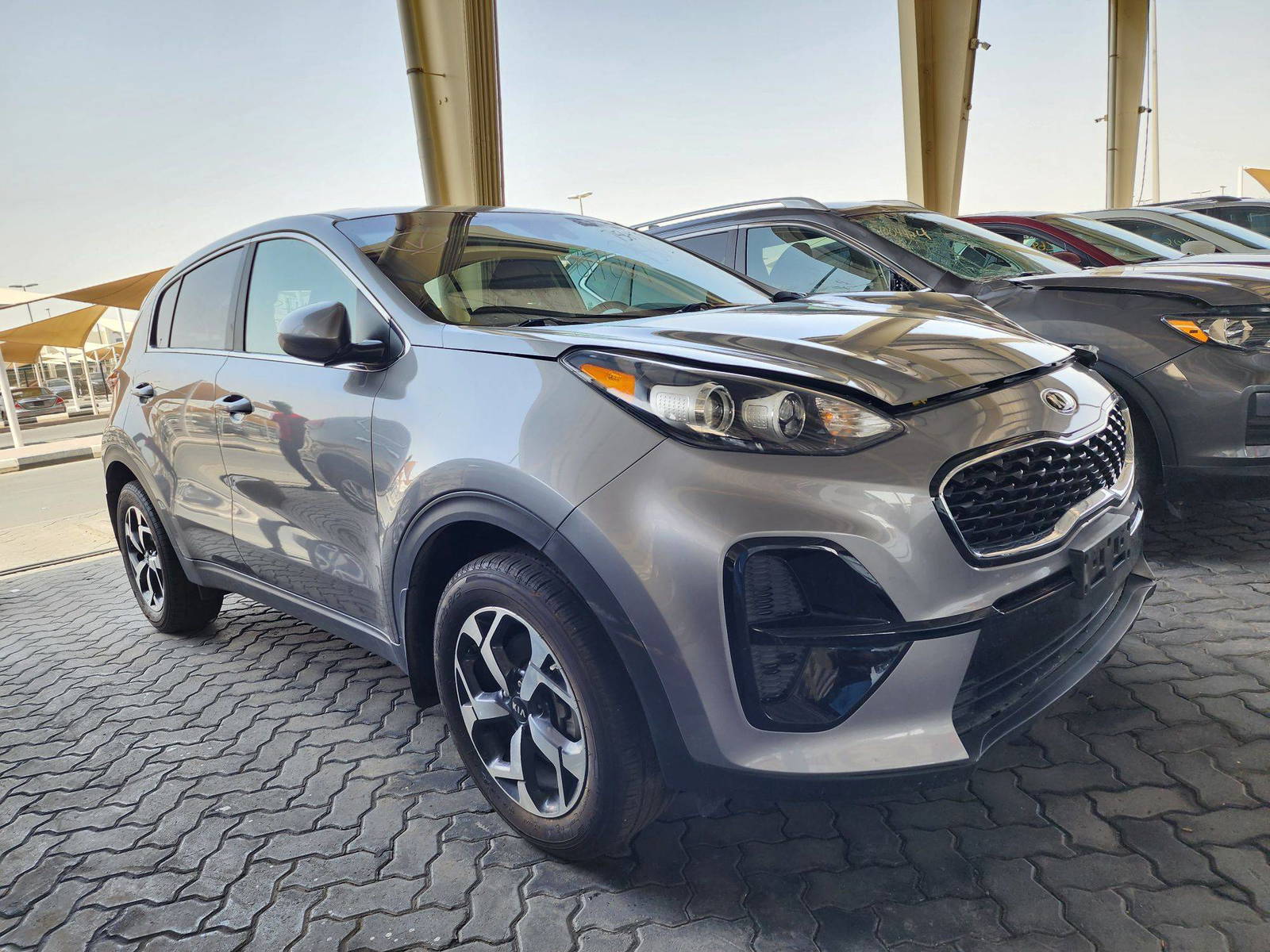 2020 KIA SPORTAGE — 141343 Miles — Lot 56478 — Souq - Marhaba Auctions Used Cars - Image 4
