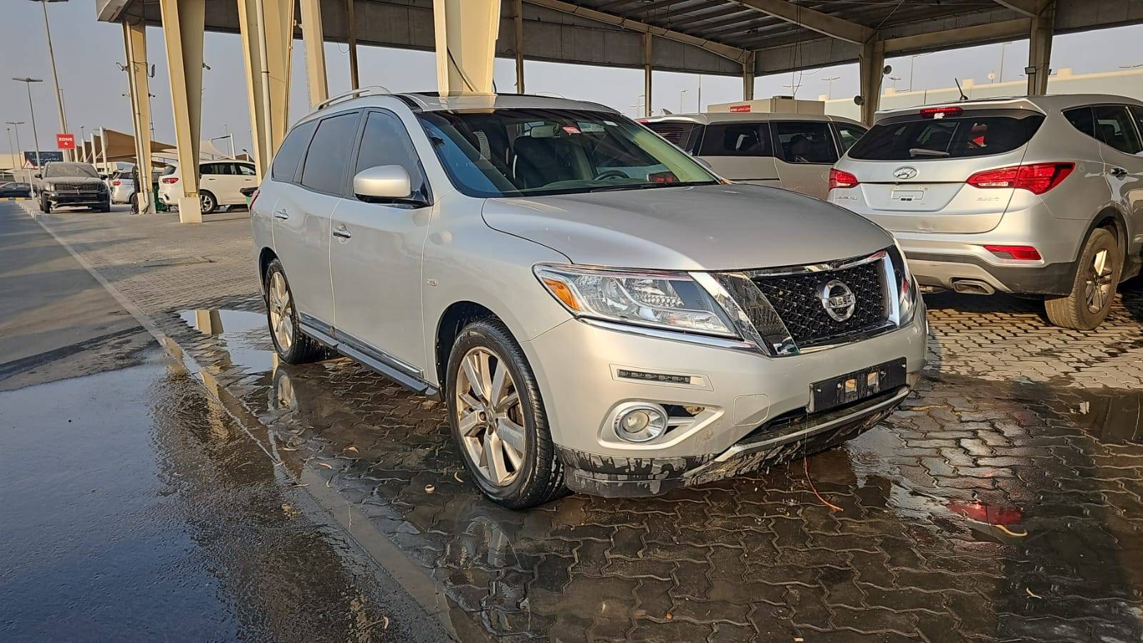 2014 NISSAN PATHFINDER — 260540 KM — Lot EC612528 — Souq - Marhaba Auctions Used Cars - Image 4