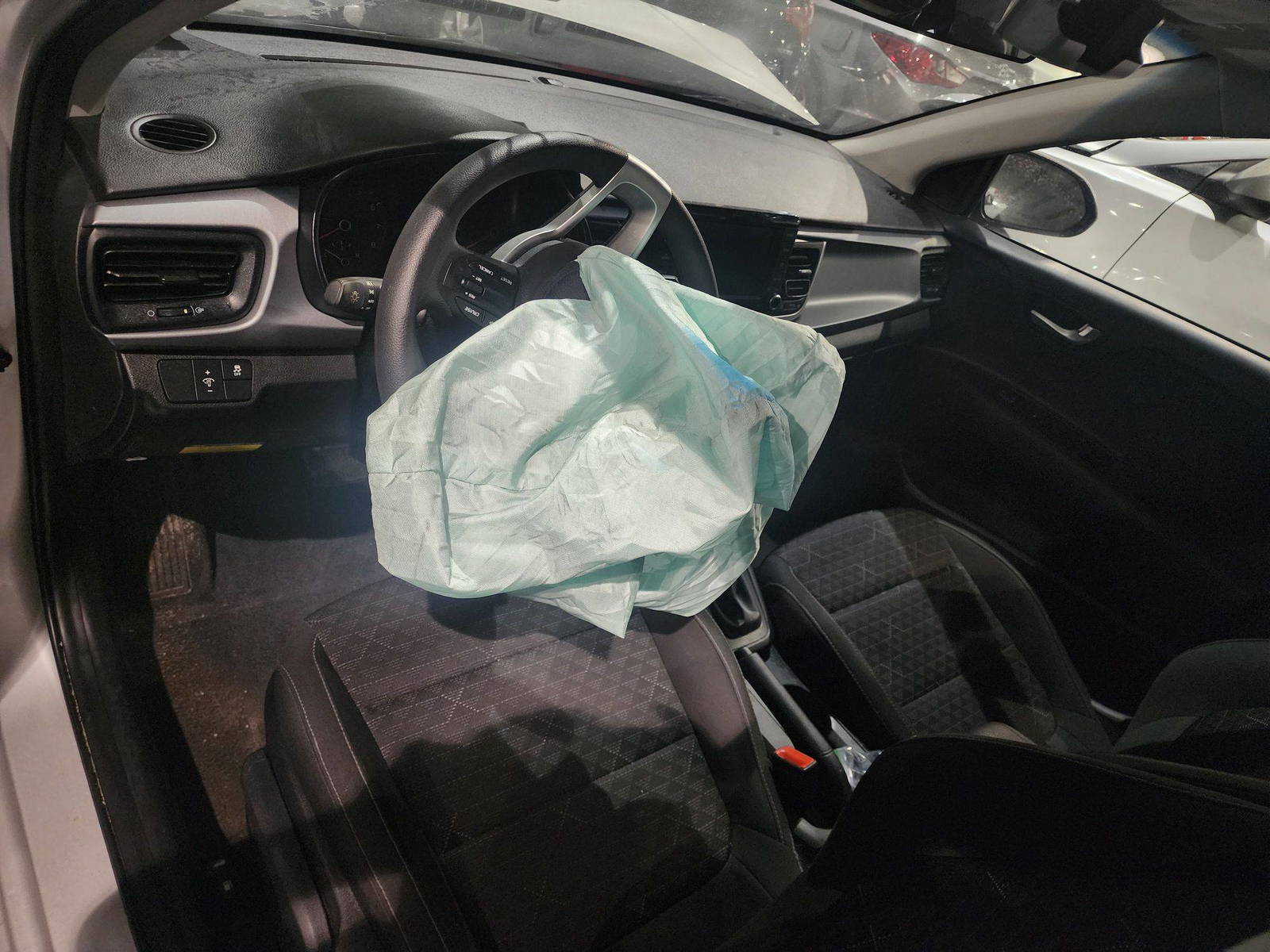 2020 KIA RIO — 28881 Miles — Lot 37377755 - Marhaba Auctions Used Cars - Image 4