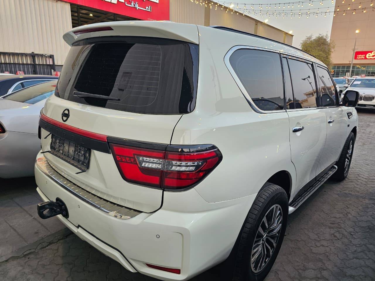 2016 NISSAN PATROL — 317586 KM — Lot 2NY7G9141682 - Marhaba Auctions Used Cars - Image 5