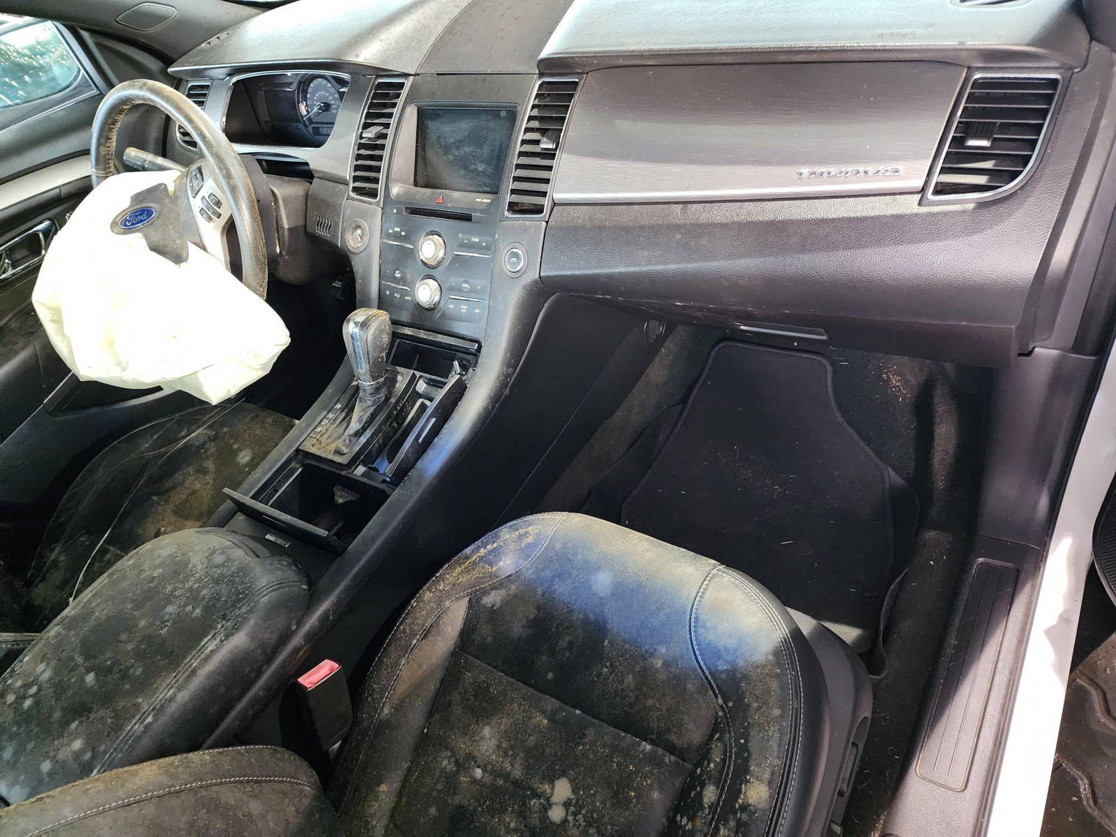 2014 FORD TAURUS — 206982 Miles — Lot 37877275 - Marhaba Auctions Used Cars - Image 6