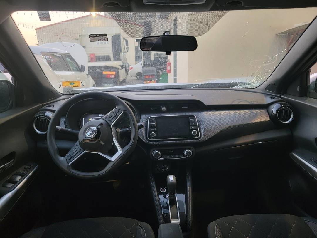 2019 NISSAN KICKS — 53343 Miles — Lot 60310 — Main - Marhaba Auctions Used Cars - Image 7