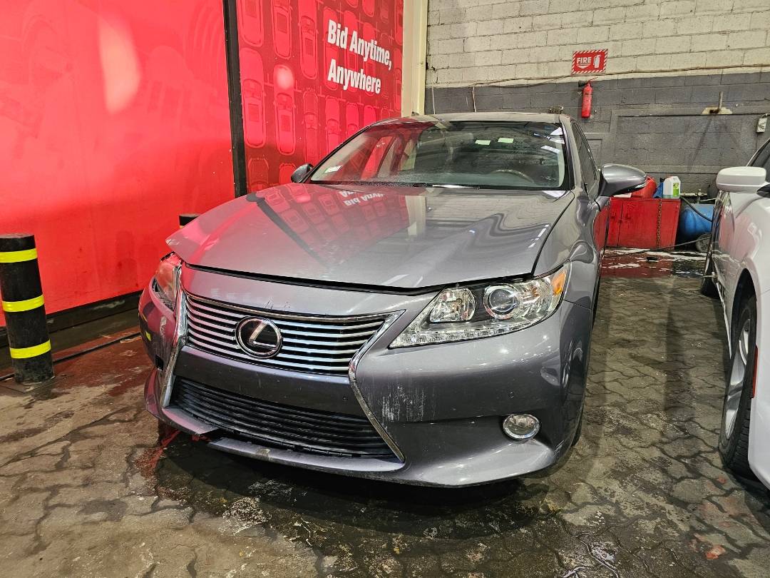 2013 LEXUS ES 350 — 206645 Miles — Lot 6D2022248 — Main - Marhaba Auctions Used Cars - Image 3