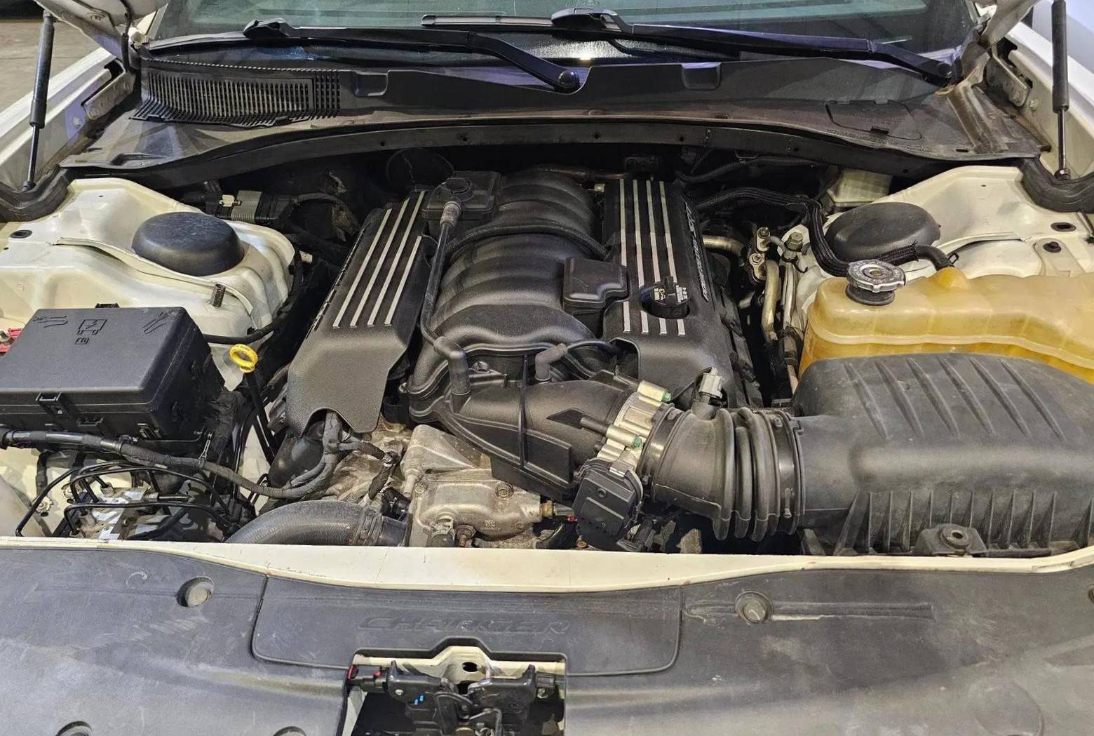 2019 DODGE CHARGER — 134282 Miles — Lot 613874 - Marhaba Auctions Used Cars - Image 10