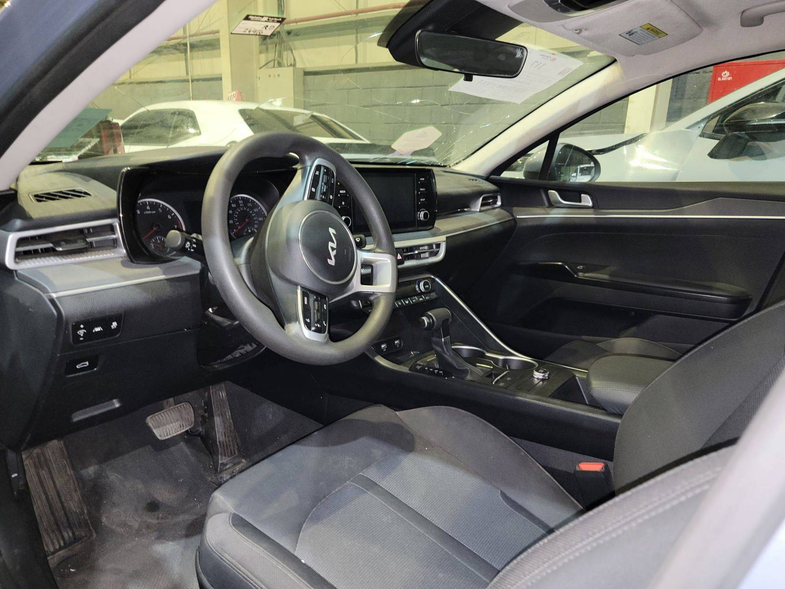 KIA K5 2023 - Marhaba Auction Used Cars - Image 8