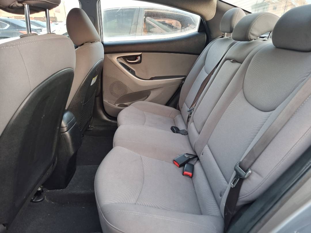 2014 HYUNDAI ELANTRA — 367745 KM — Lot 125487 — Souq - Marhaba Auctions Used Cars - Image 6