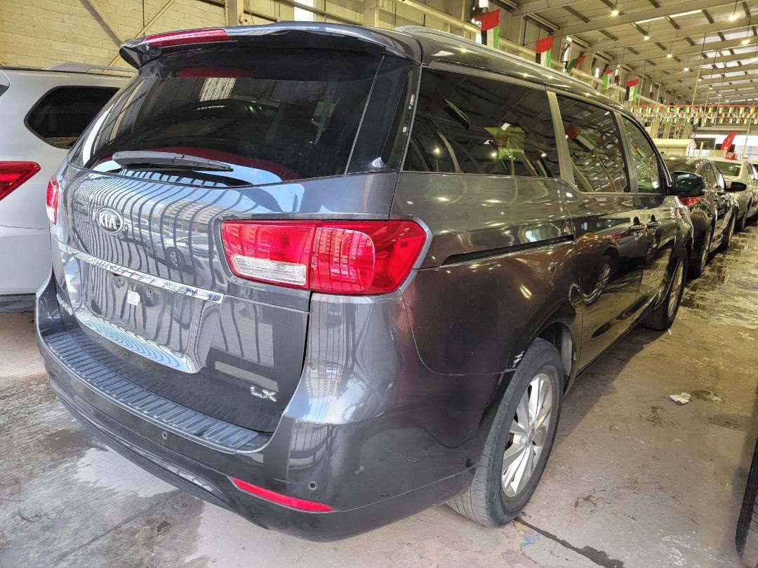 2017 KIA SEDONA — 151934 Miles — Lot 40505519 — Main - Marhaba Auctions Used Cars - Image 3