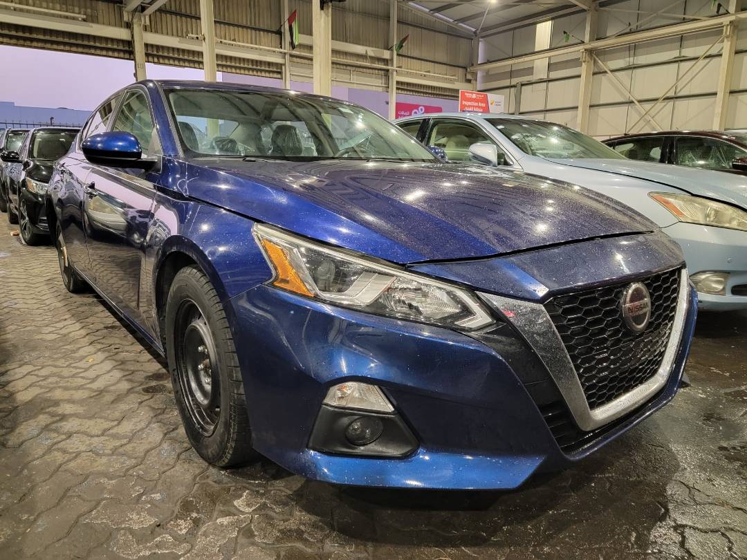 2019 NISSAN ALTIMA — 106595 KM — Lot 117788 — Main - Marhaba Auctions Used Cars - Image 4