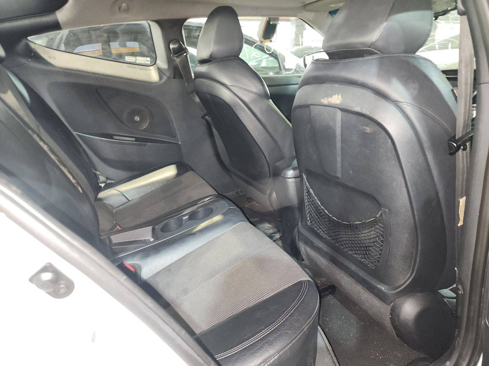 HYUNDAI VELOSTER 2013 - Marhaba Auction Used Cars - Image 11