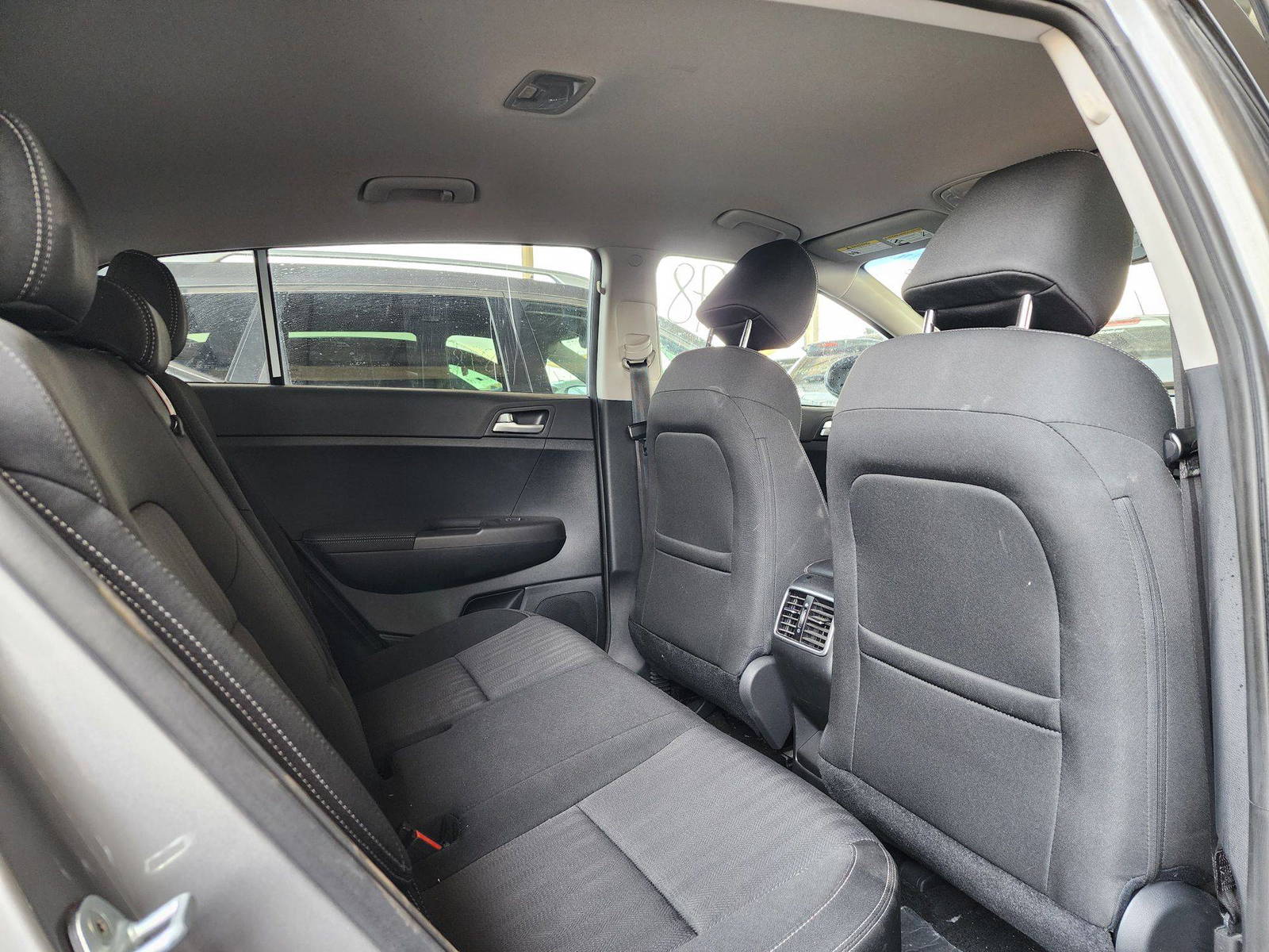 2020 KIA SPORTAGE — 141343 Miles — Lot 56478 — Souq - Marhaba Auctions Used Cars - Image 6