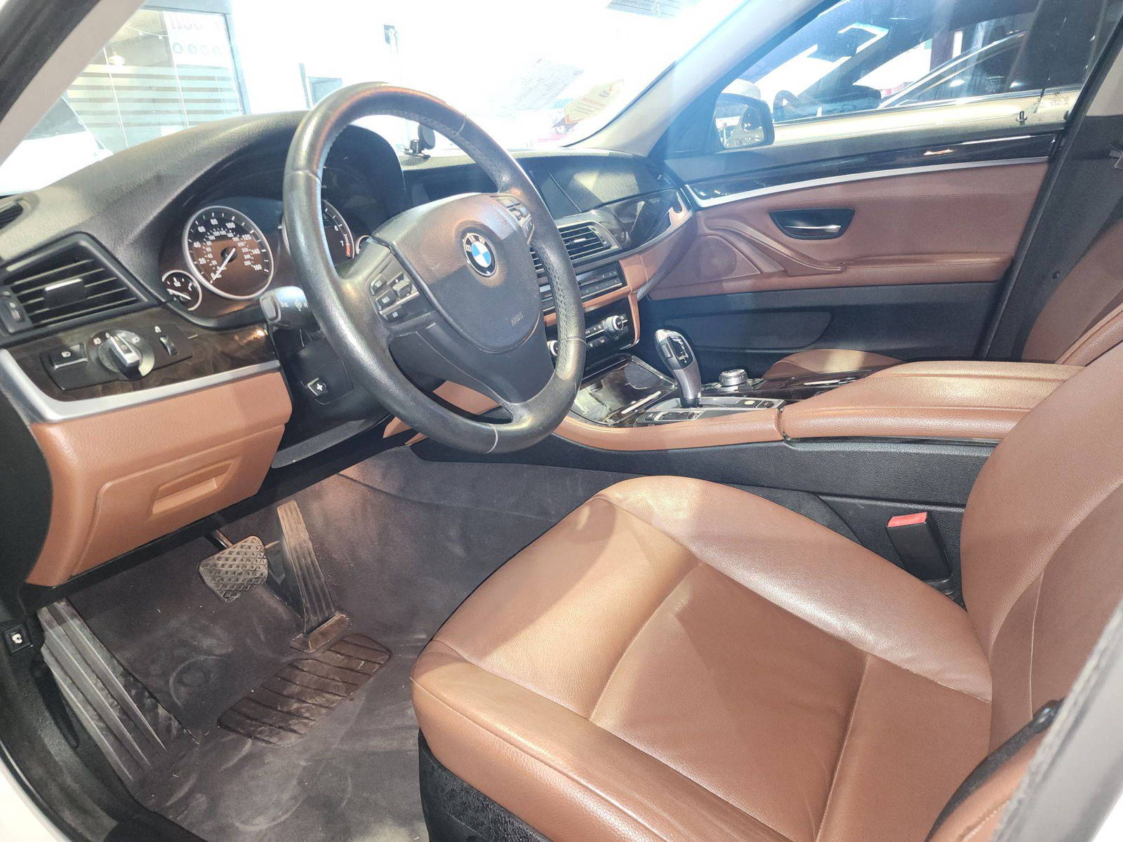 BMW 5 SERIES 535I 2012 - Marhaba Auction Used Cars - Image 9