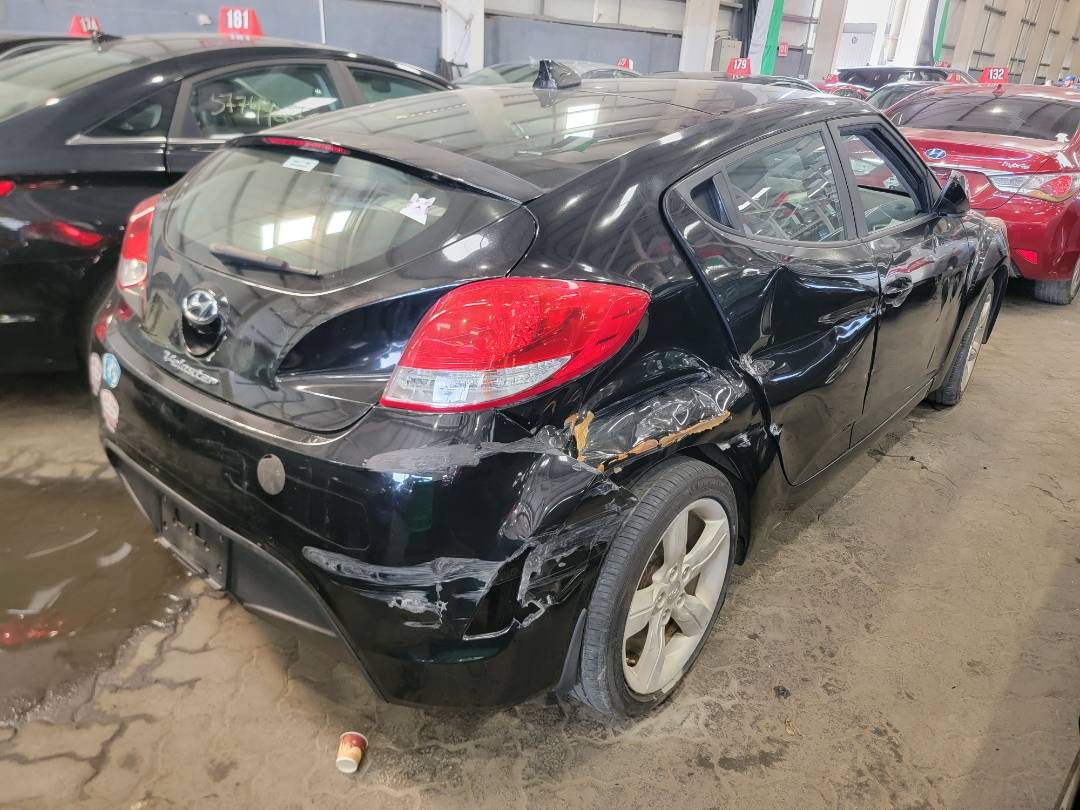 2013 HYUNDAI VELOSTER — 141103 Miles — Lot 086913 - Marhaba Auctions Used Cars - Image 4