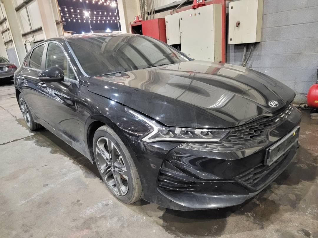 2021 KIA K5 — 97749 KM — Lot A143531 — Main - Marhaba Auctions Used Cars - Image 4