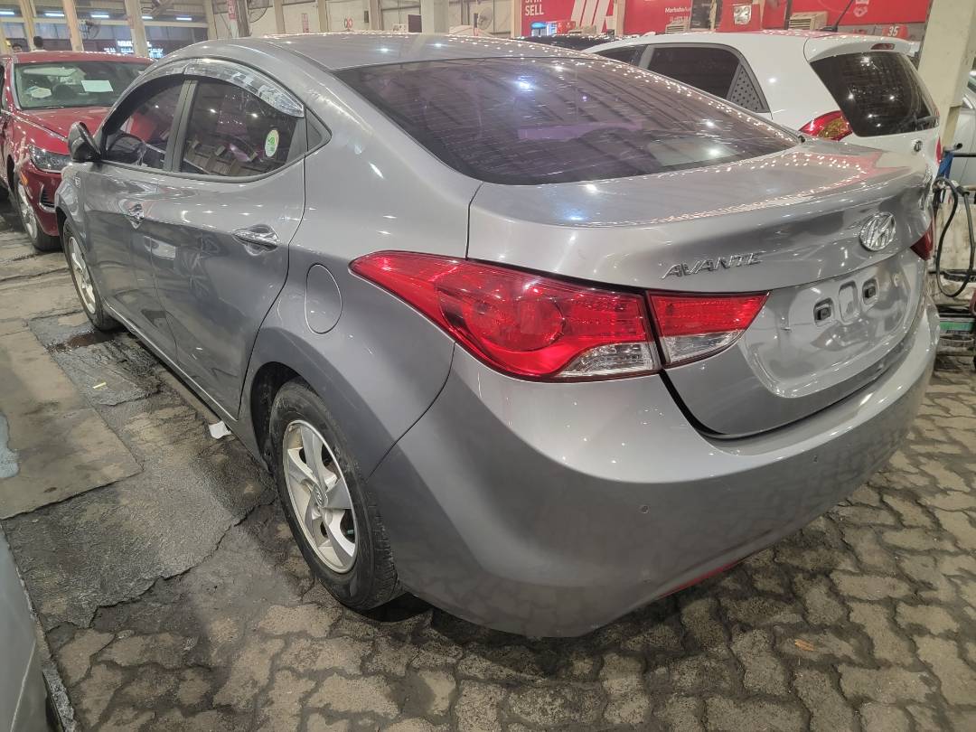 2012 HYUNDAI AVANTE — 111198 KM — Lot 184933 — Main - Marhaba Auctions Used Cars - Image 6