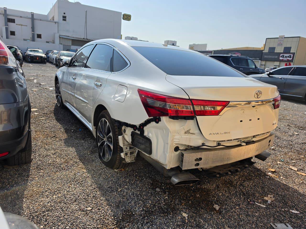 2018 TOYOTA AVALON — 140177 Miles — Lot U280026 - Marhaba Auctions Used Cars - Image 4