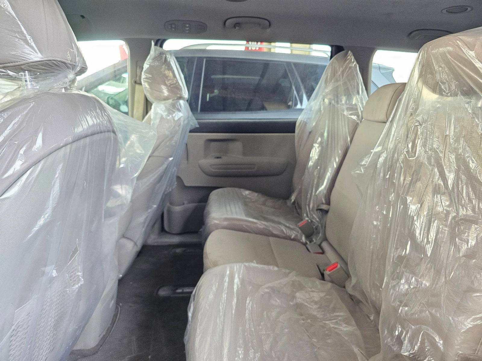 2019 KIA SEDONA — 27432 Miles — Lot 0K6522933 — Souq - Marhaba Auctions Used Cars - Image 6