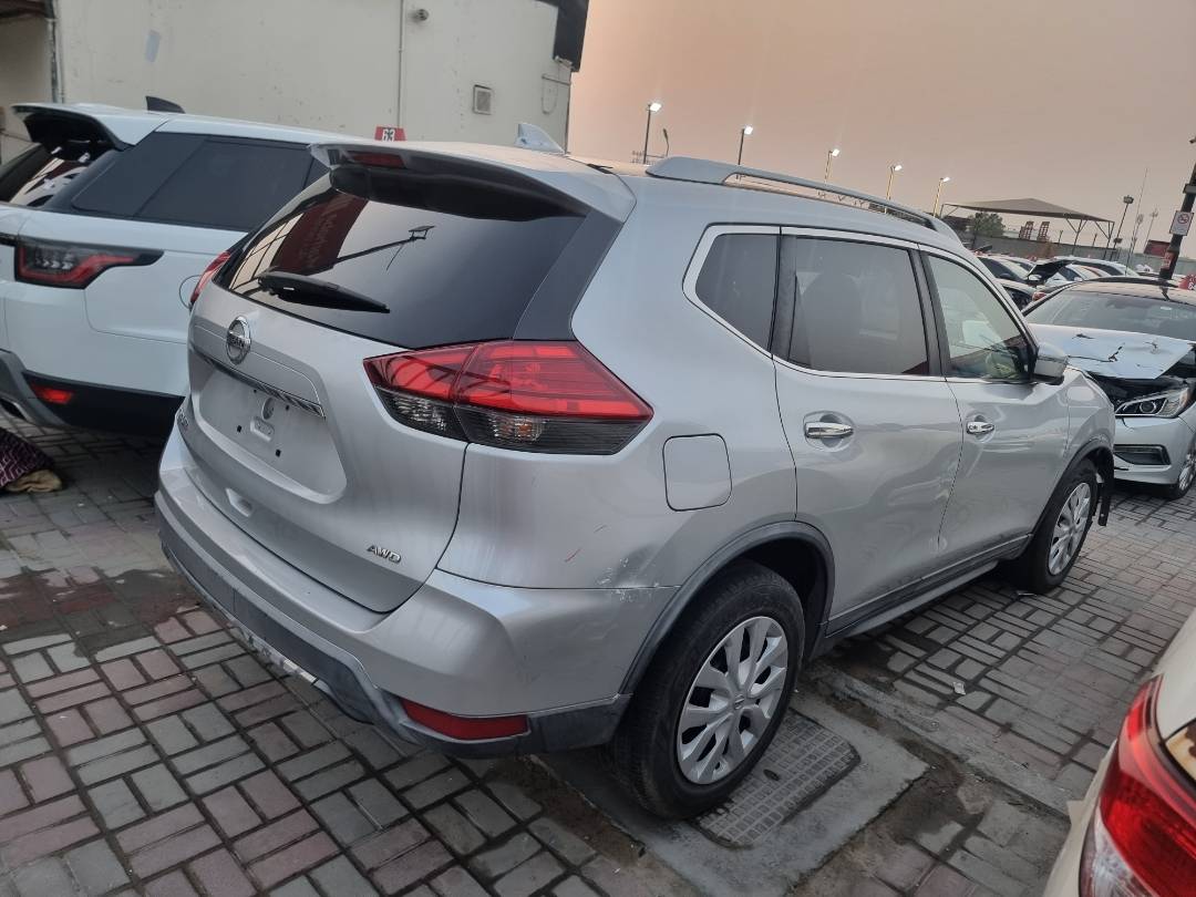 NISSAN ROGUE 2017 - Marhaba Auction Used Cars - Image 5