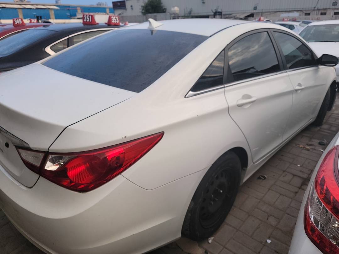 2011 HYUNDAI SONATA — 165571 Miles — Lot 36674246 - Marhaba Auctions Used Cars - Image 3