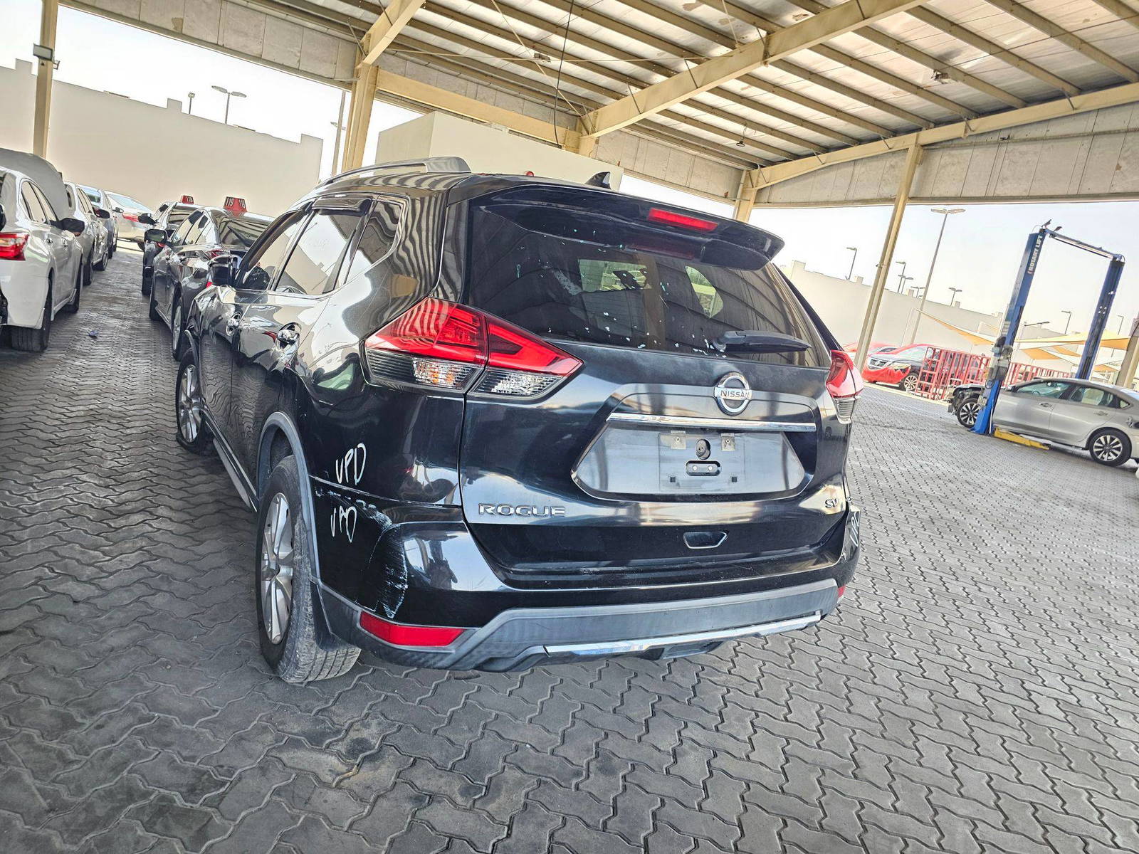 NISSAN ROGUE 2017 - Marhaba Auction Used Cars - Image 4