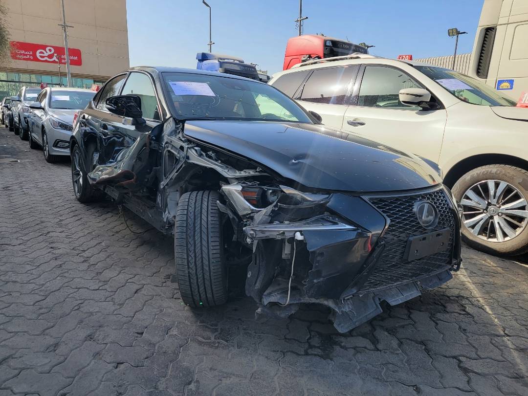 2018 LEXUS IS 300 — 49064 Miles — Lot 2J5064132 — Main - Marhaba Auctions Used Cars - Image 4