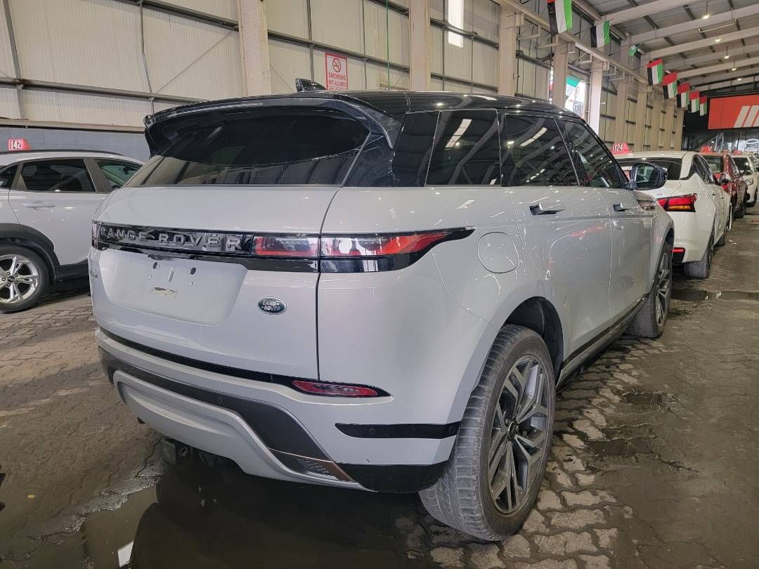 2020 LAND ROVER RANGE ROVER EVOQUE — 70743 KM — Lot H032649 — Main - Marhaba Auctions Used Cars - Image 4
