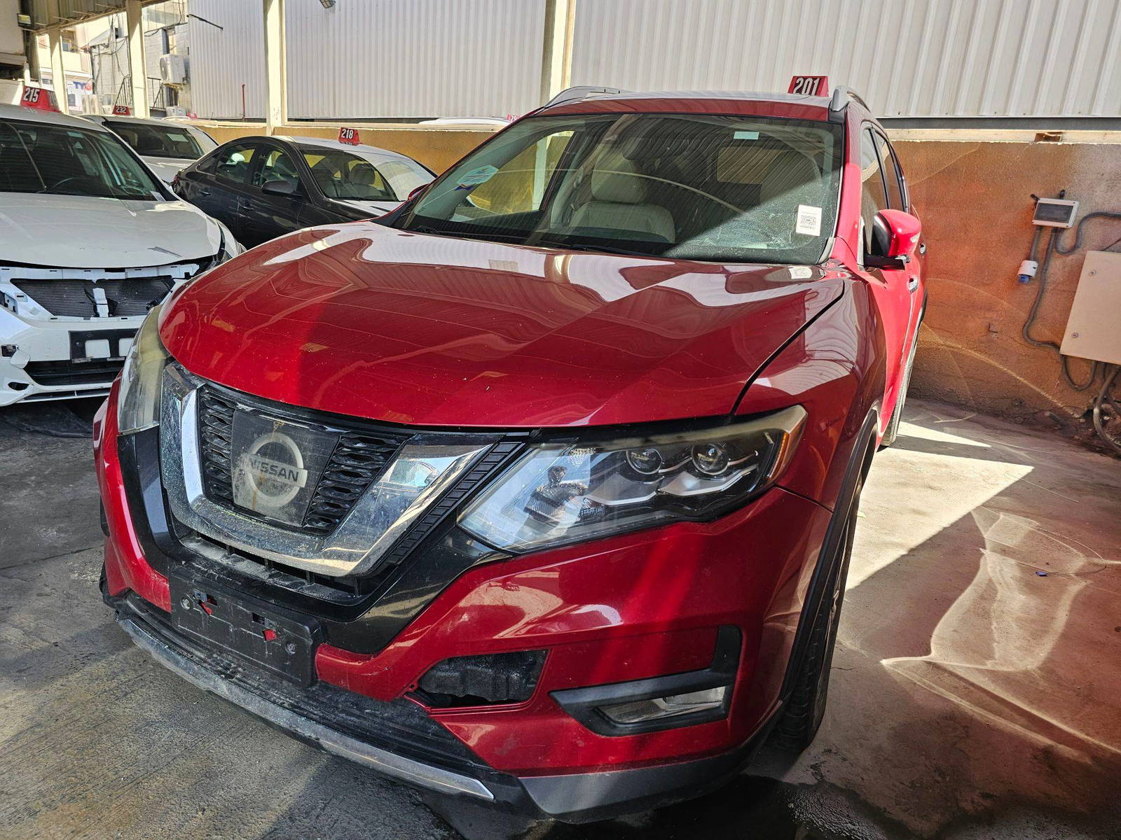 NISSAN ROGUE 2017 - Marhaba Auction Used Cars - Image 4