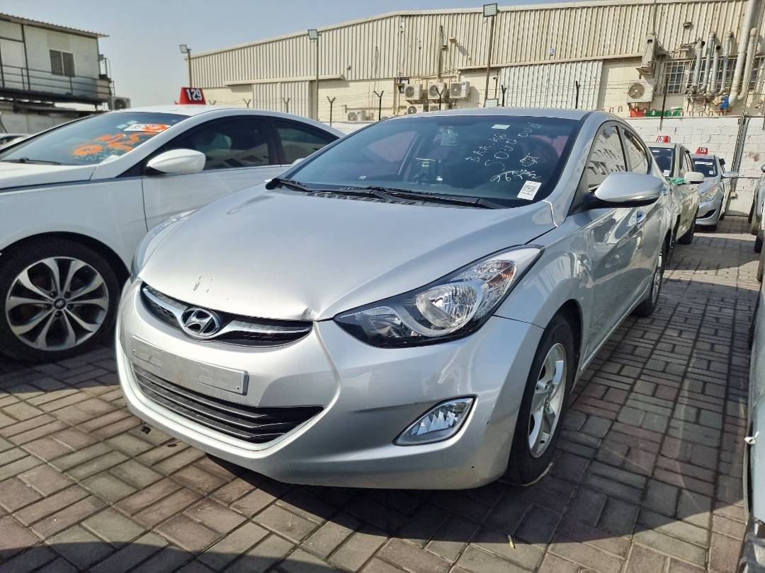 2011 HYUNDAI AVANTE — 119934 KM — Lot 125487 — Ind. 12 - Marhaba Auctions Used Cars - Image 4