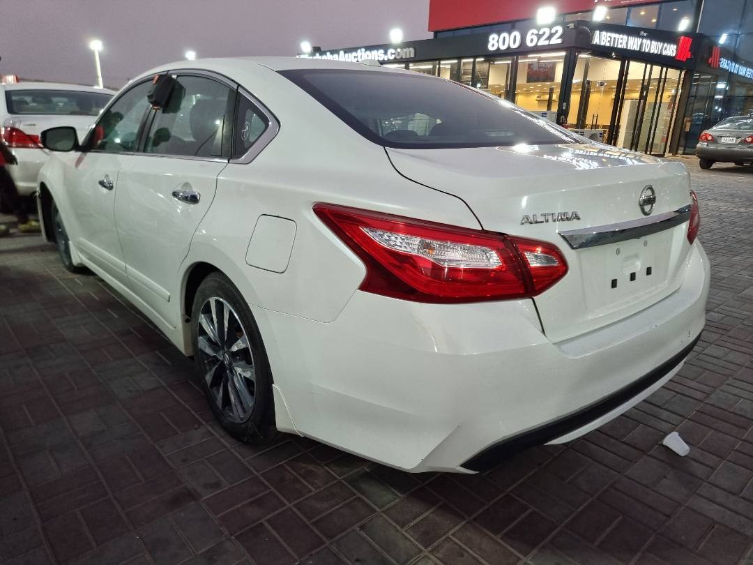 2016 NISSAN ALTIMA — 153847 Miles — Lot 123977 — Main - Marhaba Auctions Used Cars - Image 5