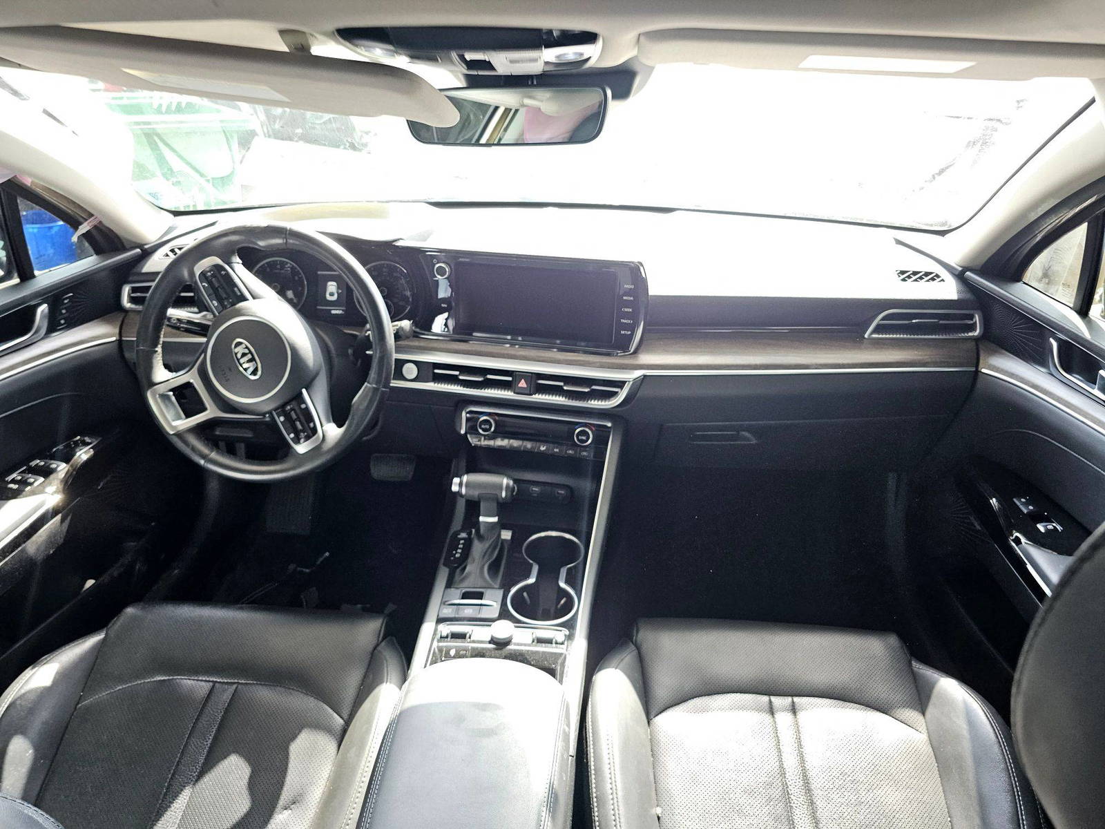 2021 KIA K5 — 68457 Miles — Lot 43579326 — Souq - Marhaba Auctions Used Cars - Image 7