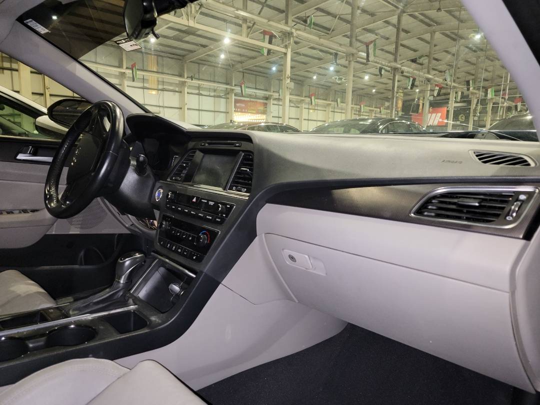 2017 HYUNDAI SONATA — 167722 Miles — Lot 38135814 - Marhaba Auctions Used Cars - Image 6