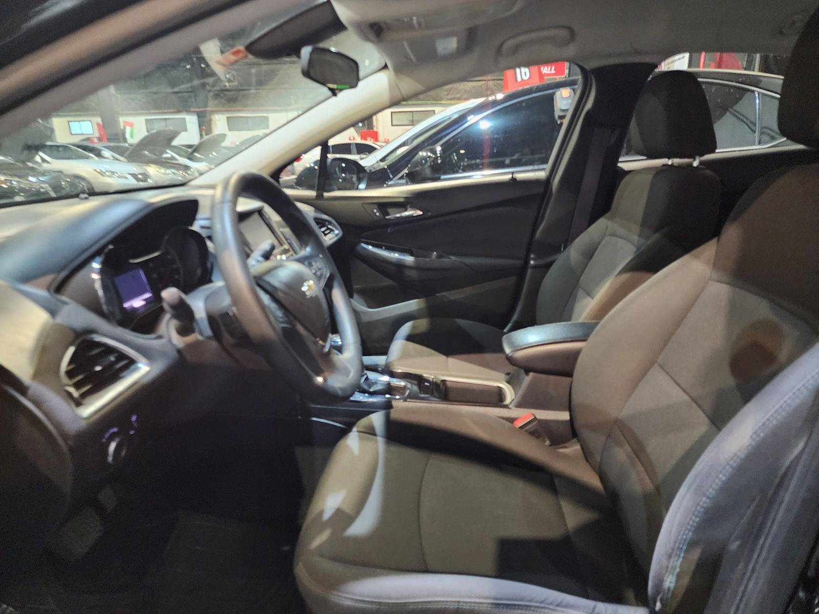 2018 CHEVROLET CRUIZE — 129520 KM — Lot 124261 — Al Quoz - Marhaba Auctions Used Cars - Image 9