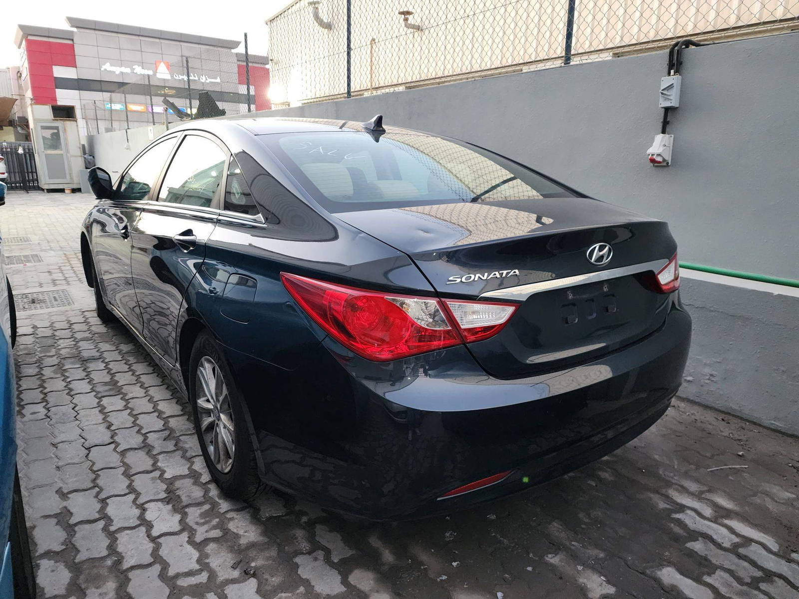 2011 HYUNDAI SONATA — 110022 Miles — Lot 3046 — Souq - Marhaba Auctions Used Cars - Image 4