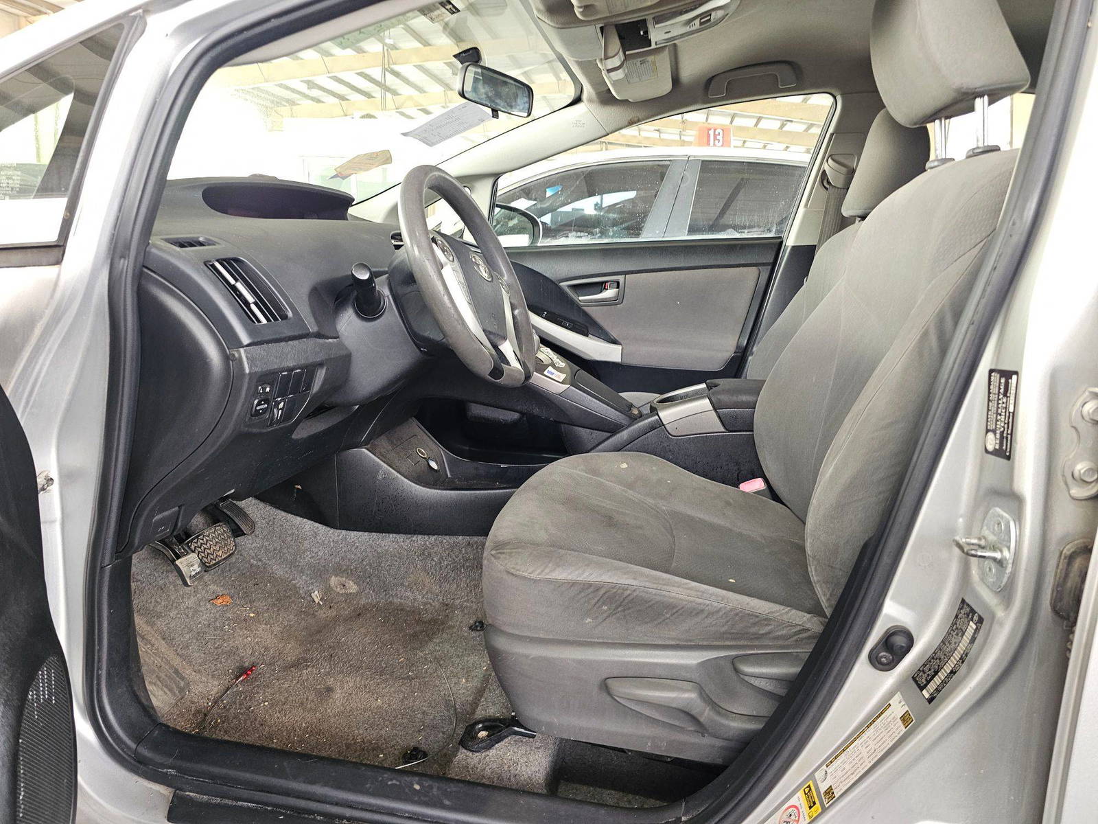 2013 TOYOTA PRIUS — 234026 Miles — Lot 0337264 — Souq - Marhaba Auctions Used Cars - Image 9