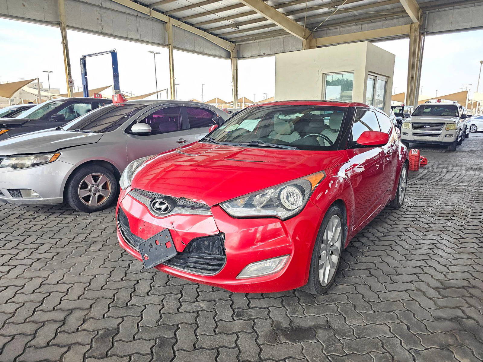 2013 HYUNDAI VELOSTER — 198833 Miles — Lot U130078 — Souq - Marhaba Auctions Used Cars - Image 3