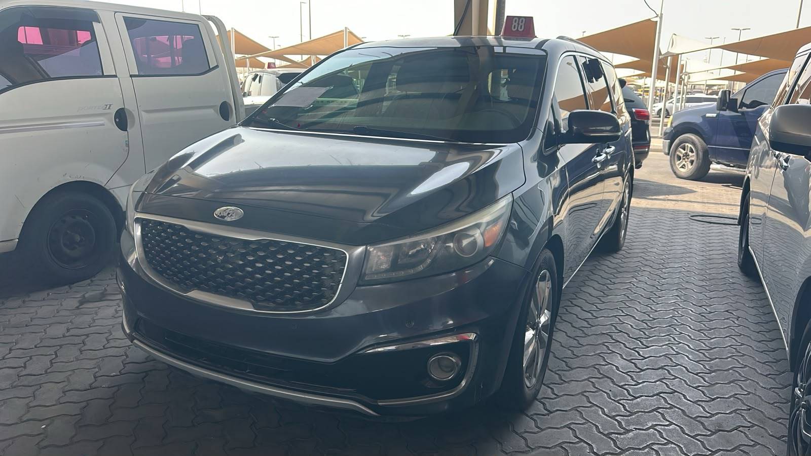 2015 KIA SEDONA — 168899 Miles — Lot 6F6044904 — Souq - Marhaba Auctions Used Cars - Image 4