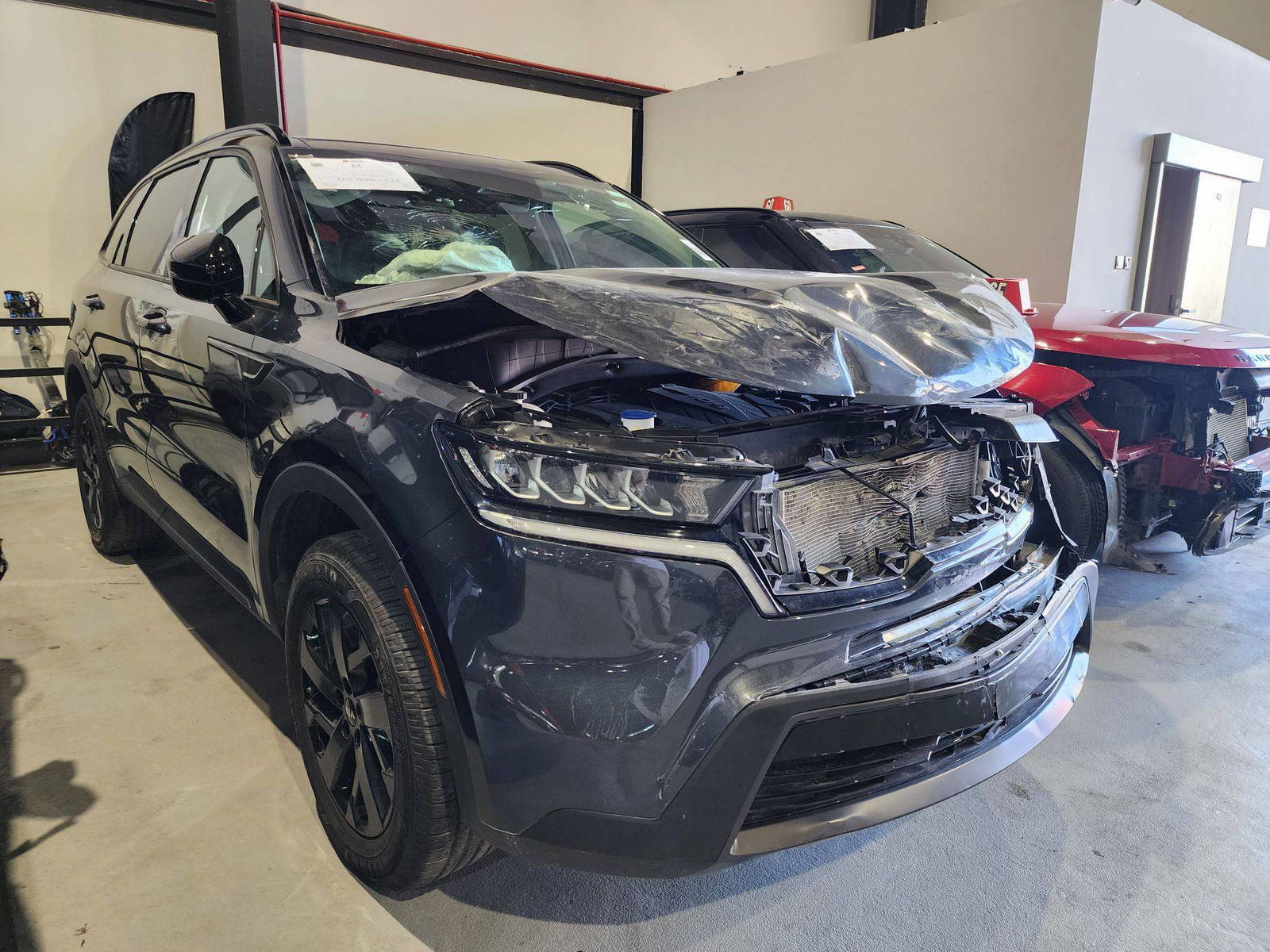 2021 KIA SORENTO — 32901 Miles — Lot 31594 — Al Quoz - Marhaba Auctions Used Cars - Image 5