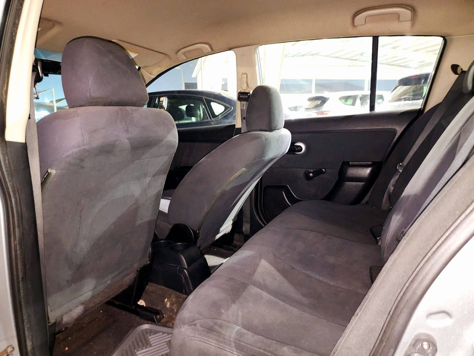 2009 NISSAN VERSA — 195468 Miles — Lot 9L476105 — Souq - Marhaba Auctions Used Cars - Image 6