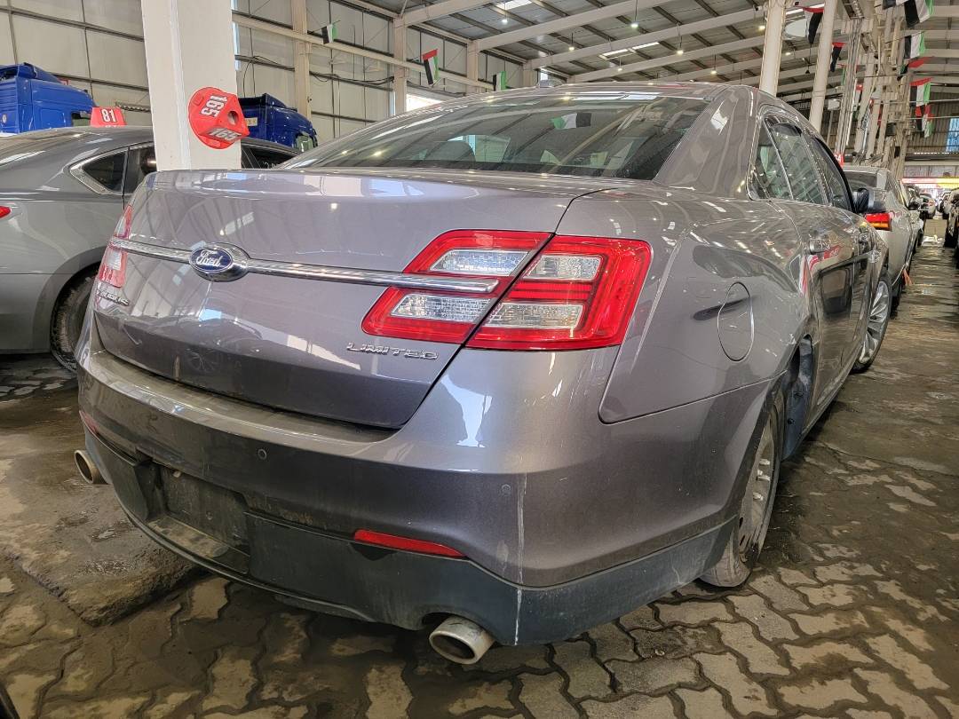 2013 FORD TAURUS — 172611 Miles — Lot 230052 - Marhaba Auctions Used Cars - Image 3