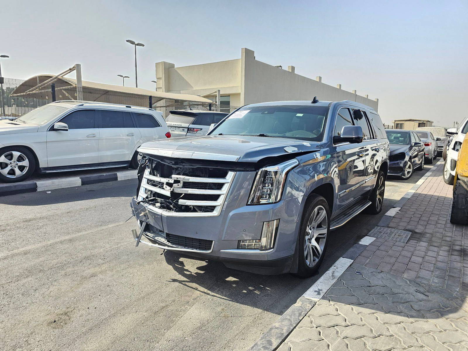 CADILLAC ESCALADE 2015 - Marhaba Auction Used Cars - Image 5