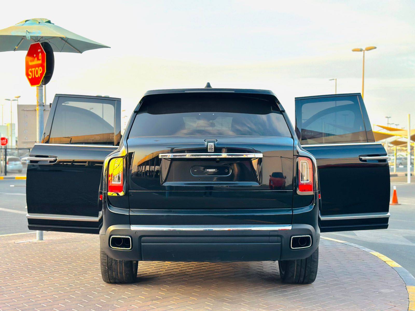2019 ROLLS ROYCE CULLINAN — 24610 KM — Lot 14123 — Souq - Marhaba Auctions Used Cars - Image 3