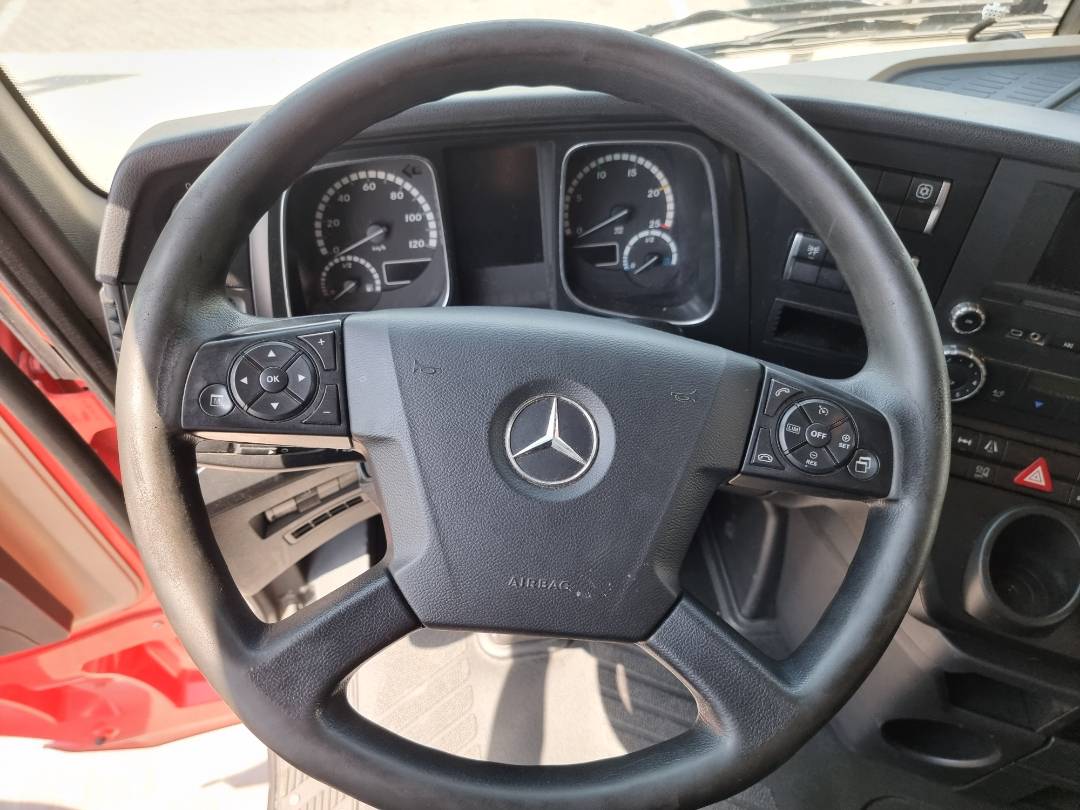 2015 MERCEDES BENZ ACTROS — 898866 KM — Lot 924727 — Ind. 12 - Marhaba Auctions Used Cars - Image 9