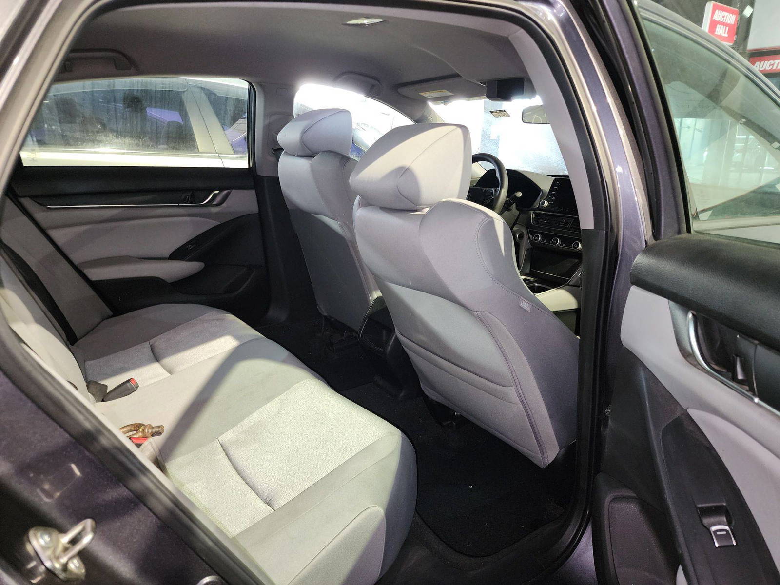 2018 HONDA ACCORD — 150753 Miles — Lot 000121 — Souq - Marhaba Auctions Used Cars - Image 5